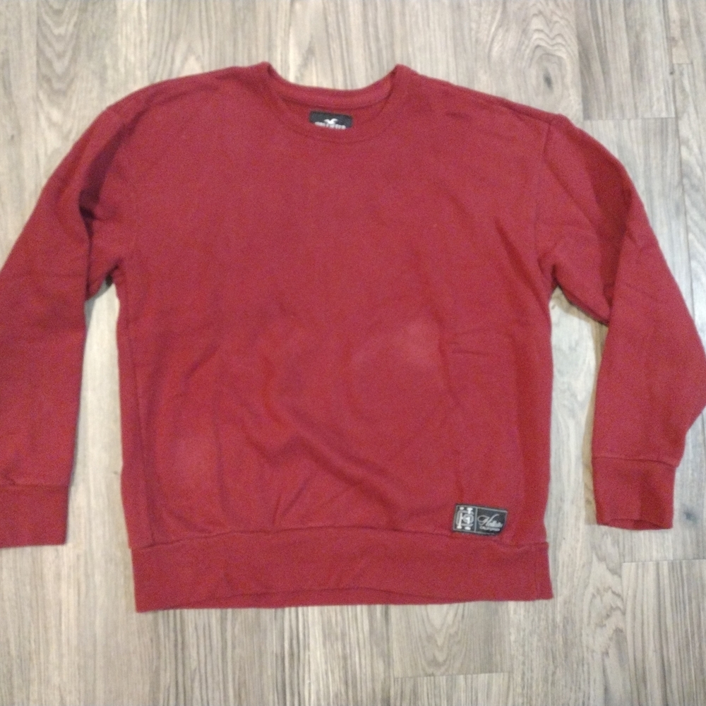 Hollister Men's Rich Red Crewneck Sweater